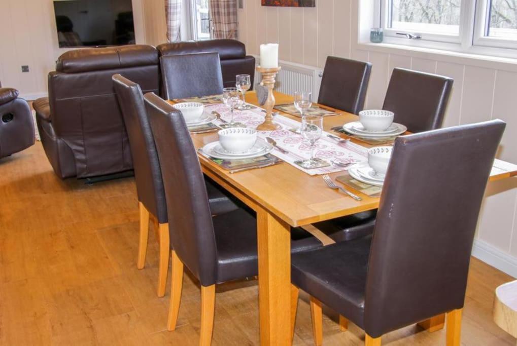 Fabulous Detached Lodge With Hot Tub Two Nights Minimum Stay Bridgnorth Luaran gambar